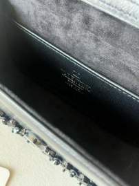 Picture of Valentino Handbags _SKUfw188319975fw